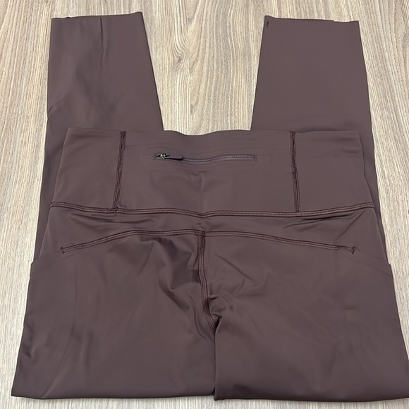 Lululemon Speed Limit Crop 23" In Cherry Cola Size 10 - Picture 3 of 6